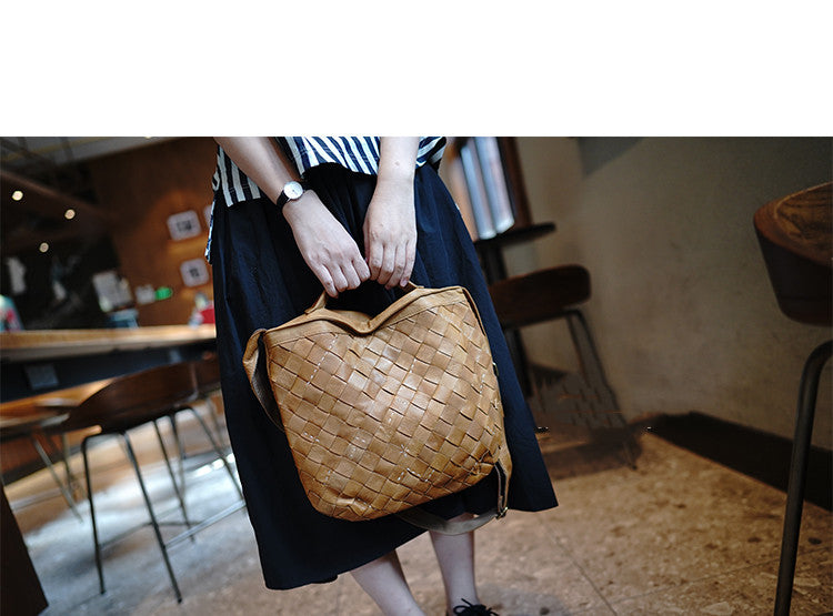 First-Layer Cowhide Elegant Retro Luxury Handbag For Women