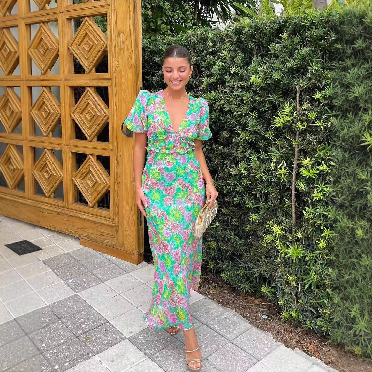 Charming Bubble-Sleeve V-Neck Printed Dress
