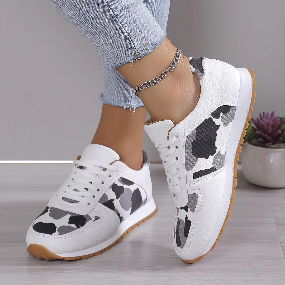 Leopard Print Lace-Up Sneakers For Women