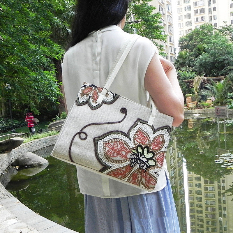 Embroidered Large-Capacity Handbag For Women