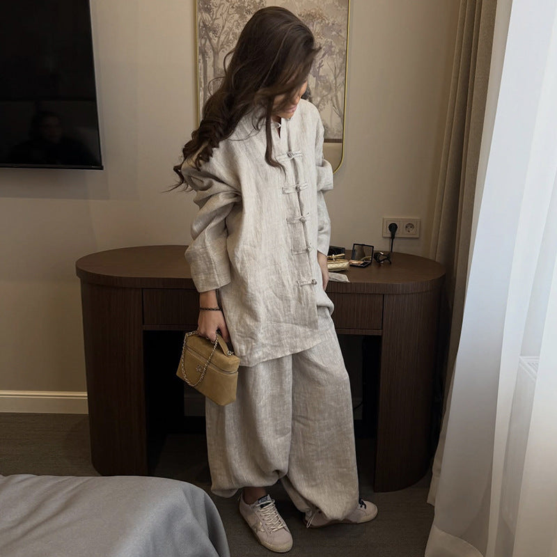 Women's Relaxed-Fit Outfit