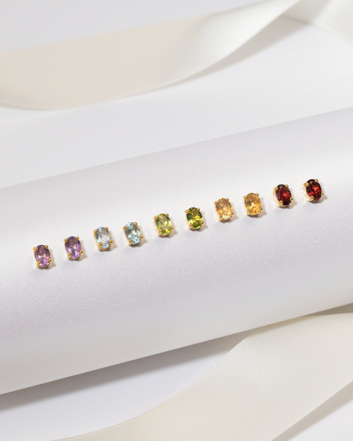 Peridot Oval Stud Earrings in 18k Gold Vermeil