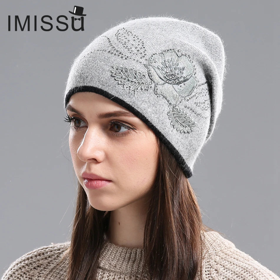Women's  Casual Beanie Cap With Flower Pattern