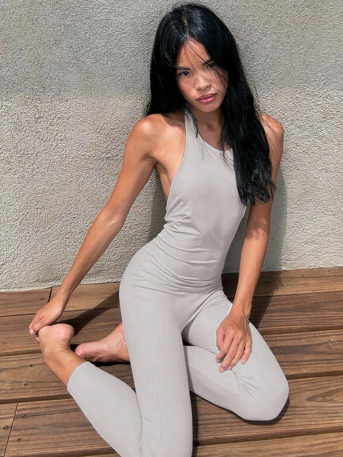 Sleeveless Halter Backless Lace-Up Jumpsuit