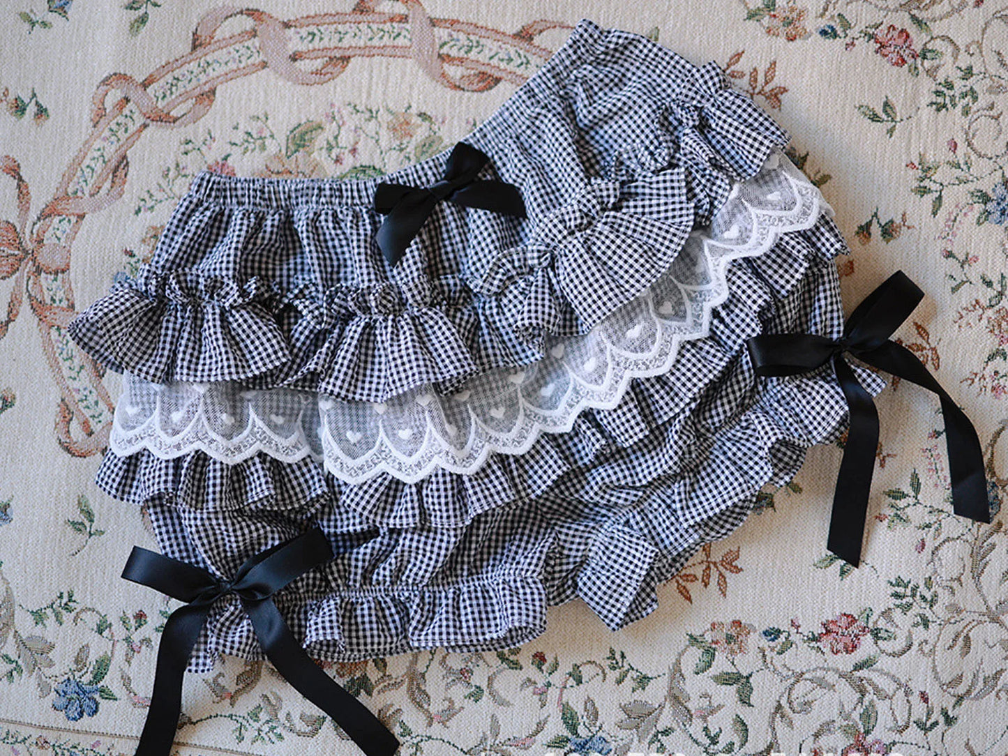 Womens Lace Ruffle Bloomers Shorts Layered Pettipants Victorian Pumpkin Pants Panties Booty Shorts Lolita Dress Safety Shorts