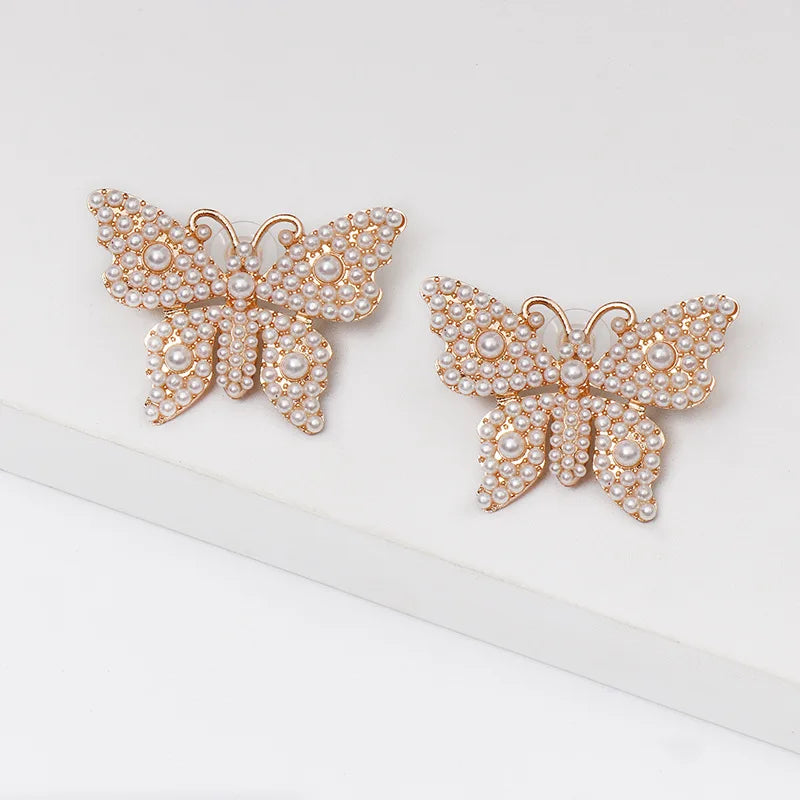 Women's Fashion Classic Butterfly Pearl Earrings