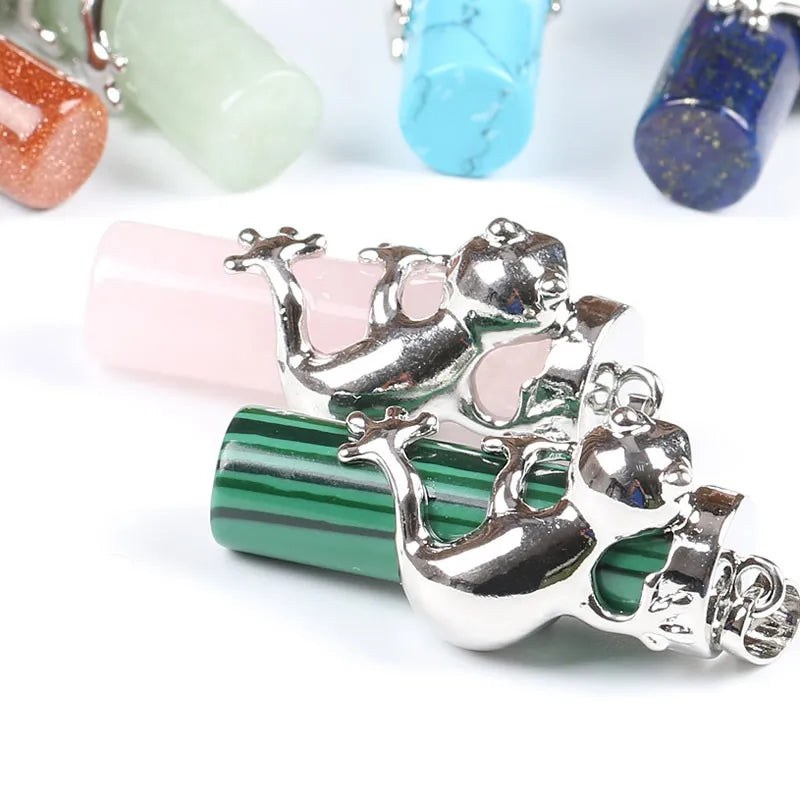 Natural Stone Frog-Shaped Crystal Necklace Pendant