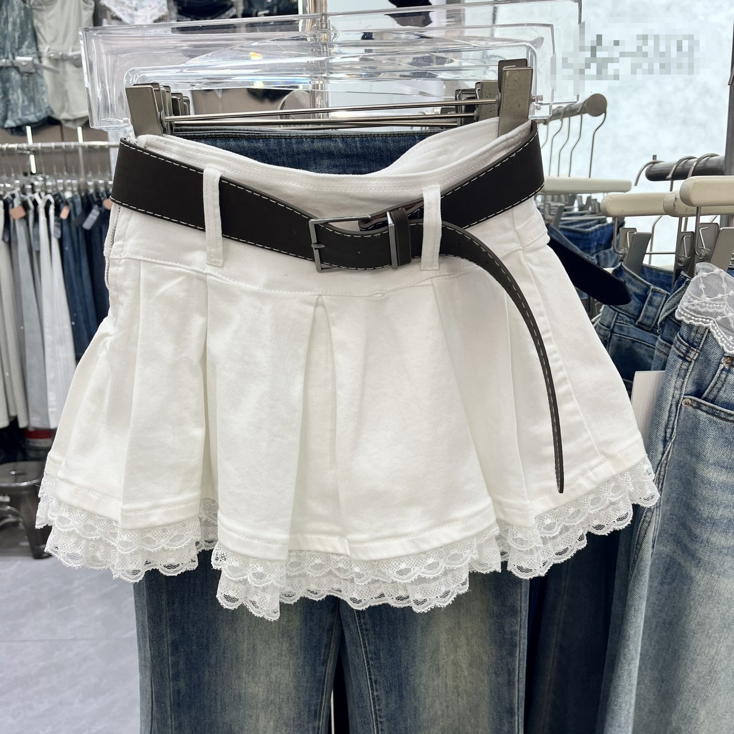 Lace-Stitching Mini Skirt