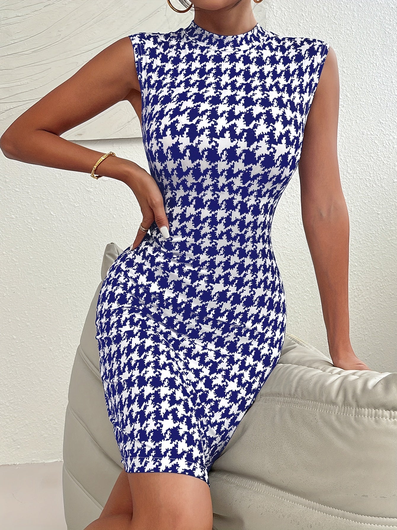 Houndstooth Print Mock Neck Bodycon Dress