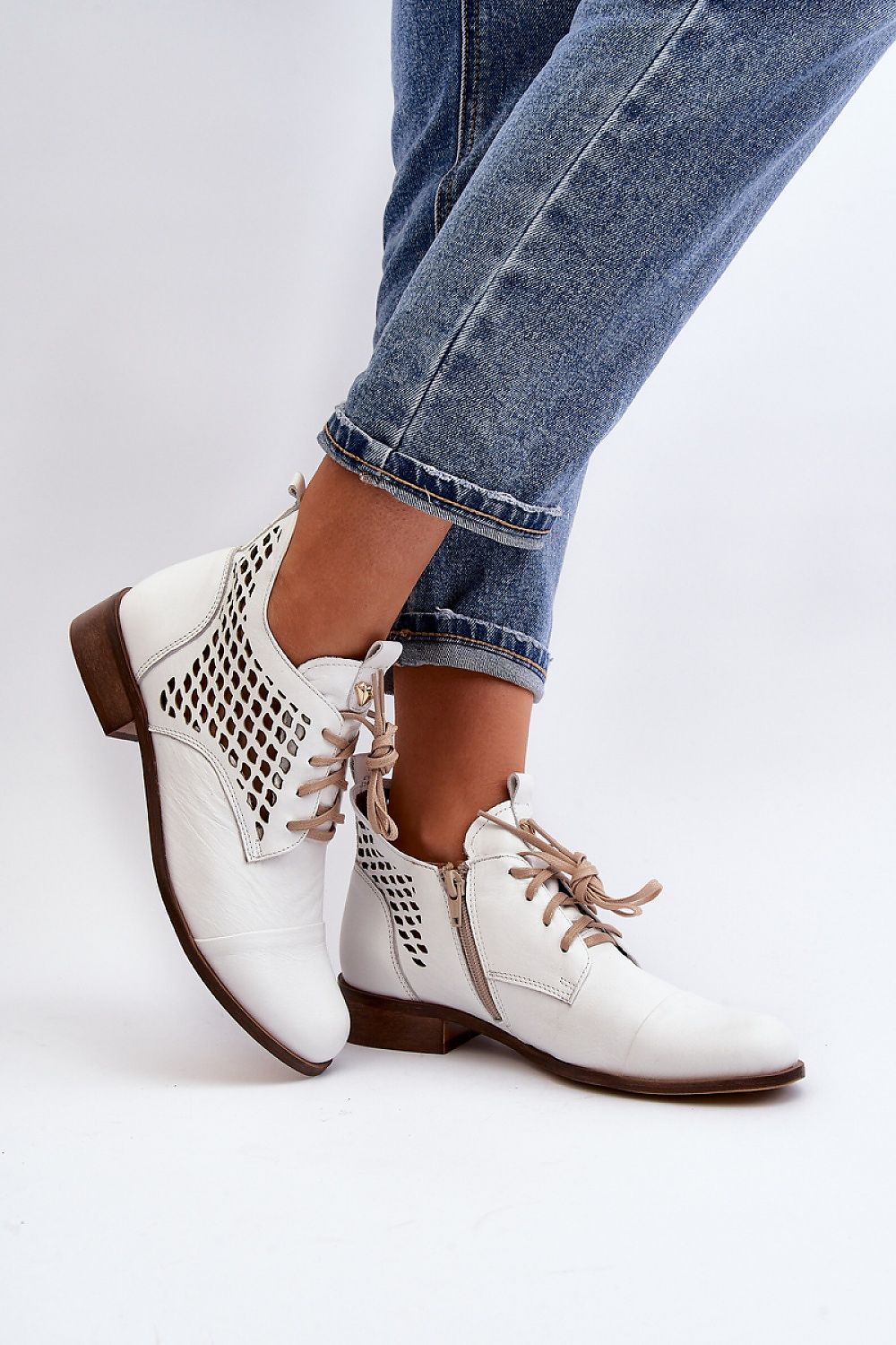  Boots model 191865 Step in style 