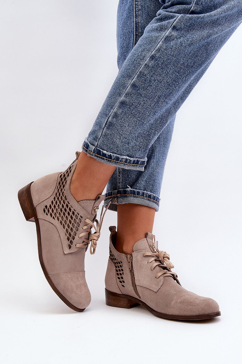  Boots model 191866 Step in style 
