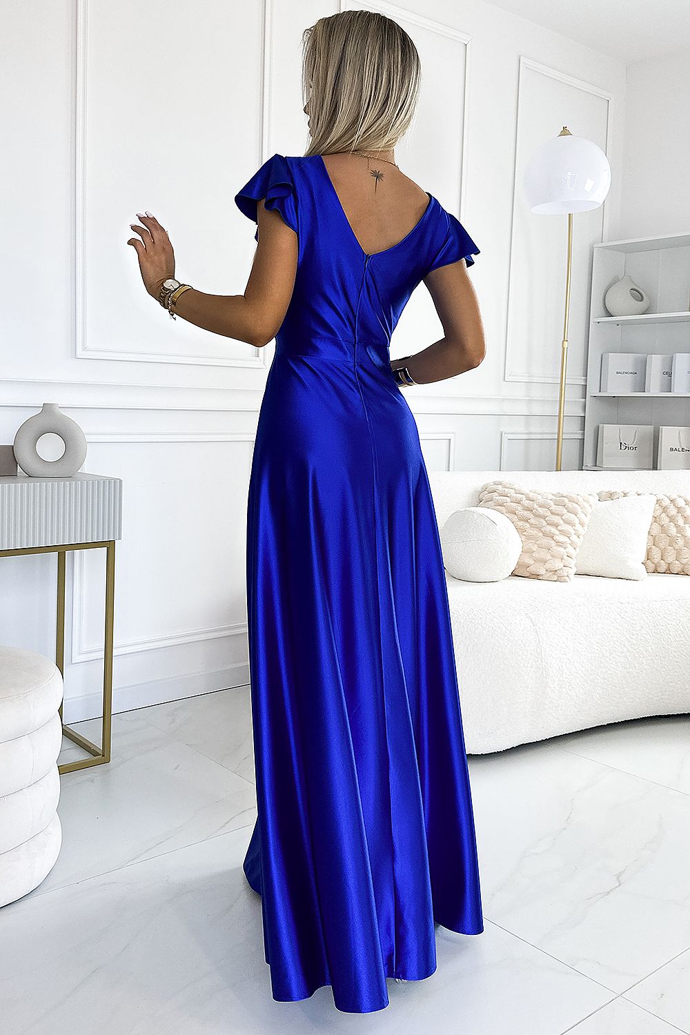  Long dress model 196391 Numoco 