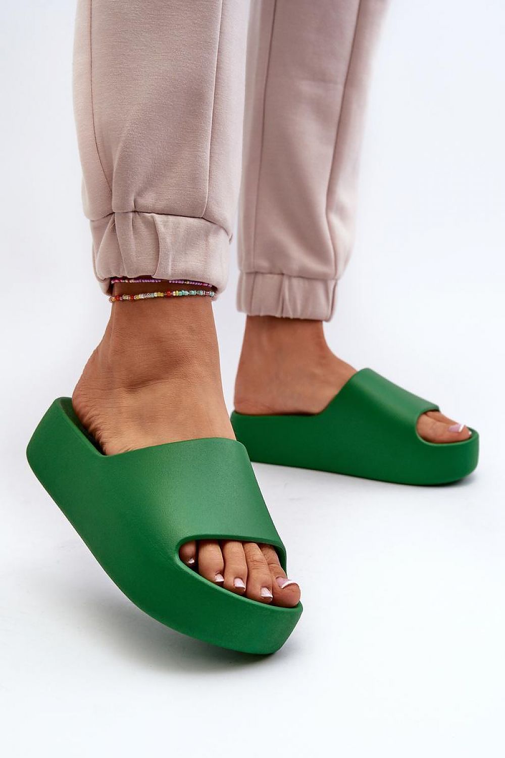  Flip-flops model 196678 Step in style 