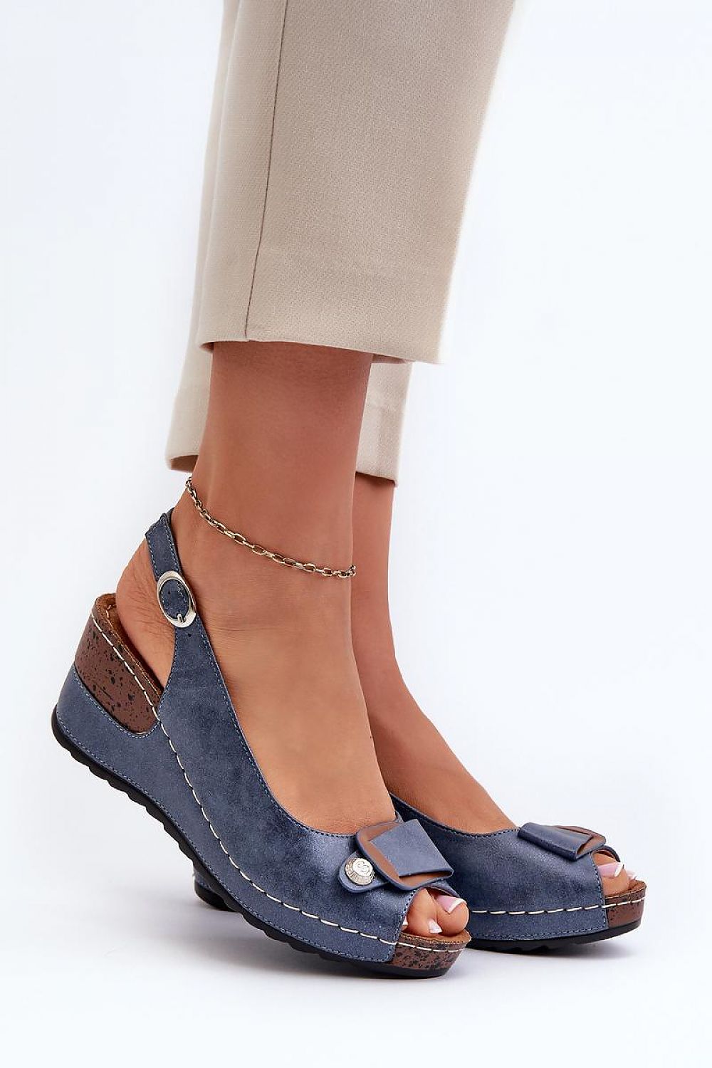  Buskin model 197716 Step in style 