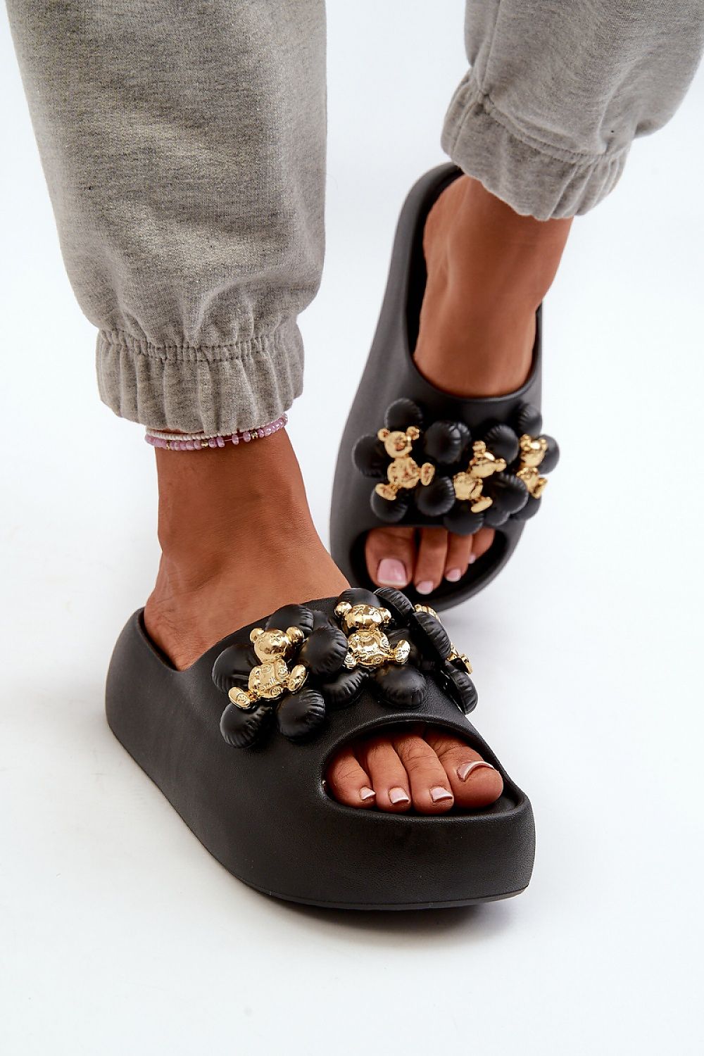  Flip-flops model 198415 Step in style 