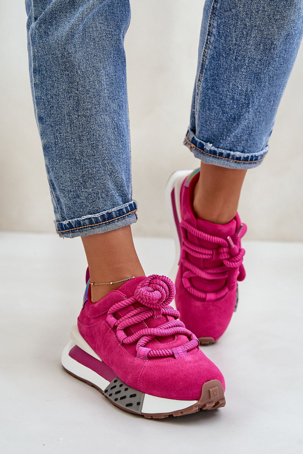  Sport Shoes model 200822 Step in style 