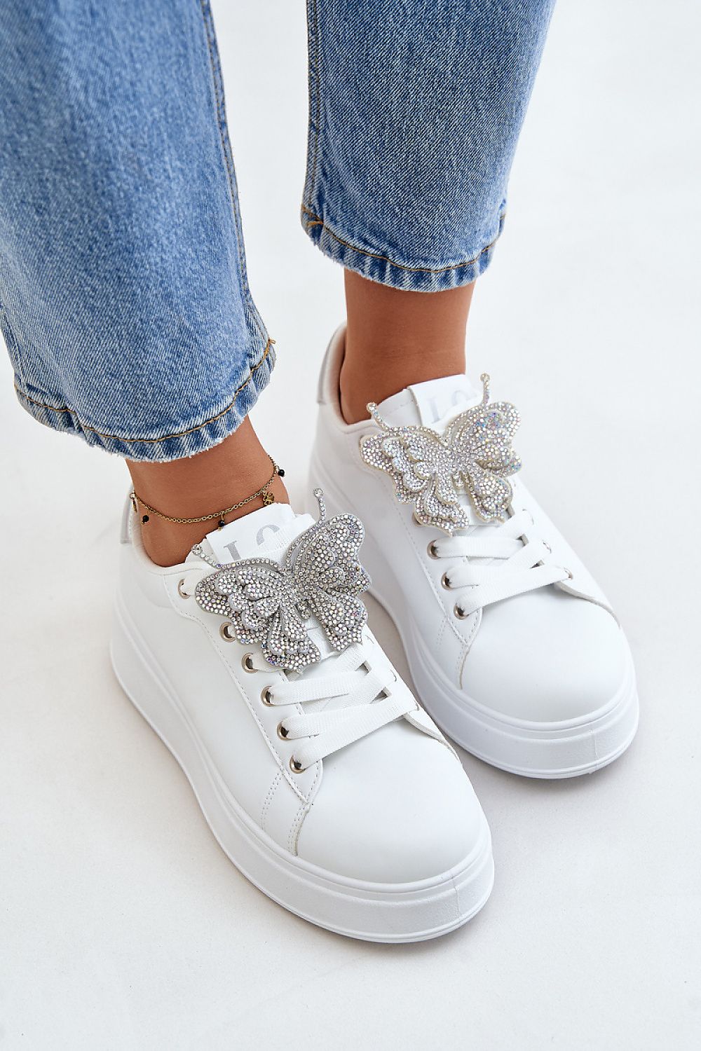  Sport Shoes model 201044 Step in style 
