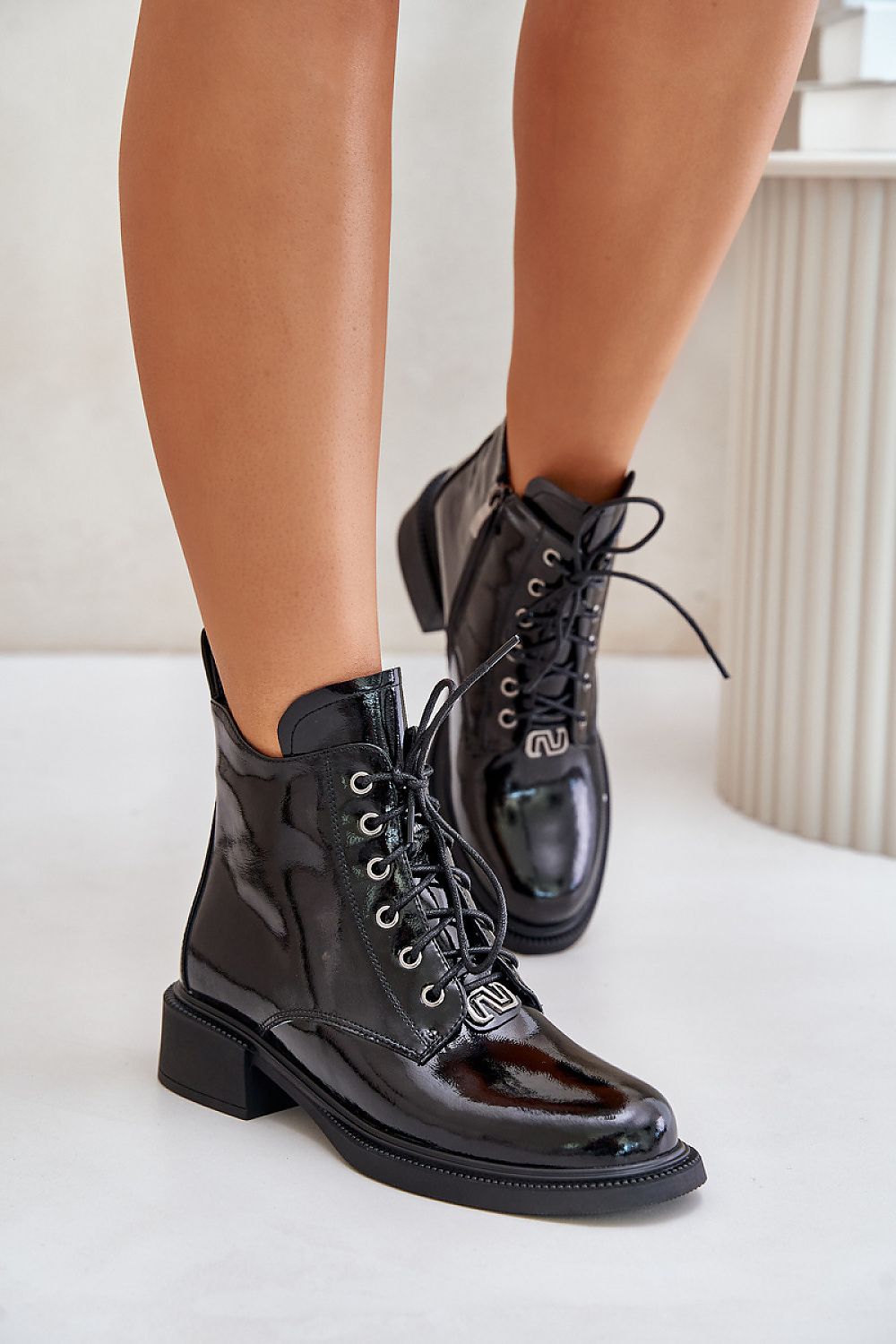  Boots model 201877 Step in style 