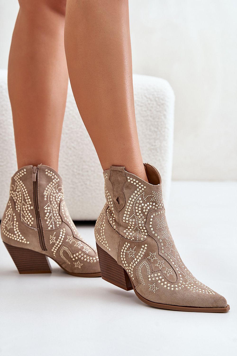  Heel boots model 201893 Step in style 