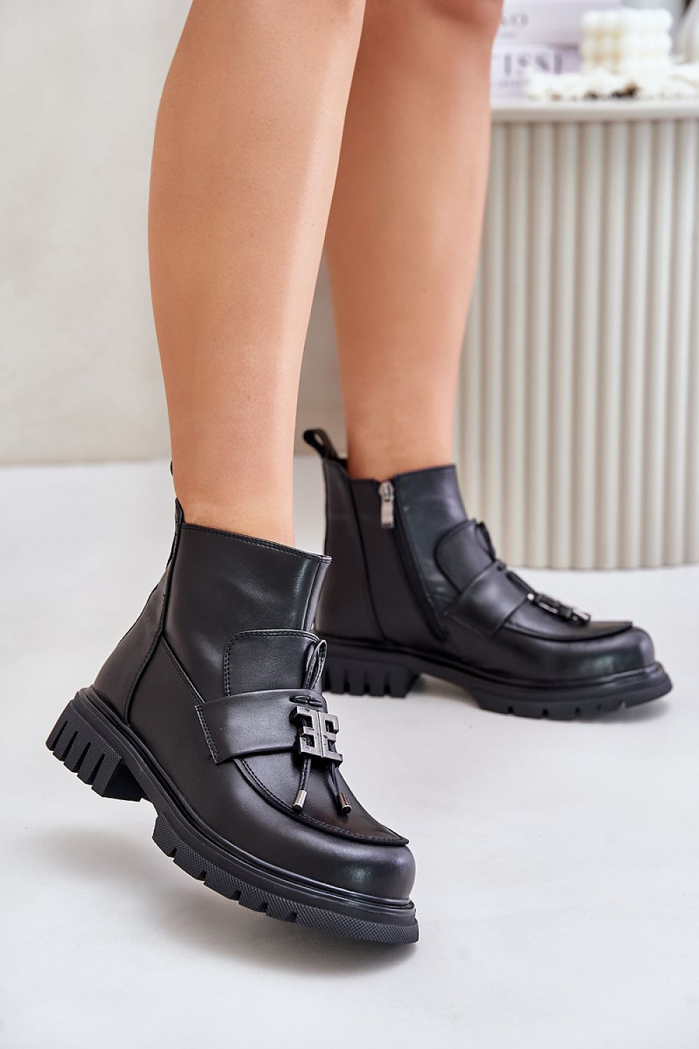  Boots model 202057 Step in style 