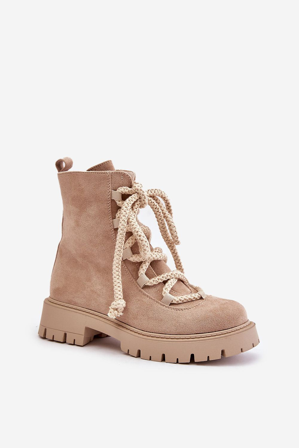  Boots model 202160 Step in style 