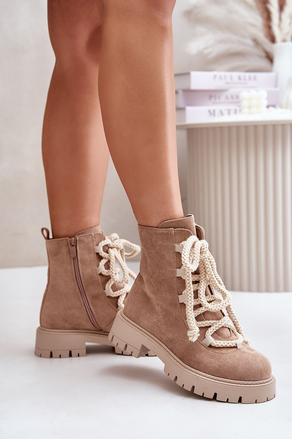  Boots model 202161 Step in style 