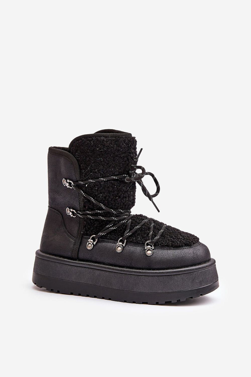  Snow boots model 202220 Step in style 