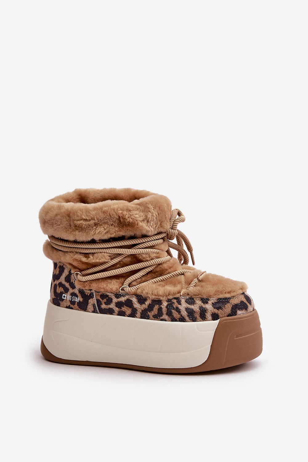  Snow boots model 202225 Step in style 