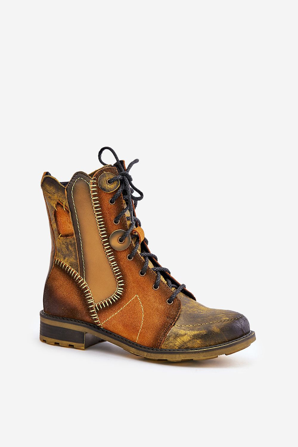  Boots model 202740 Step in style 