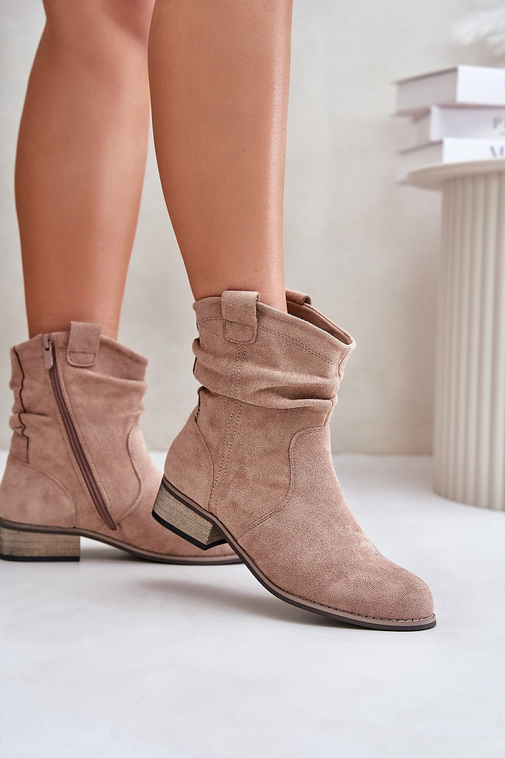  Boots model 202802 Step in style 