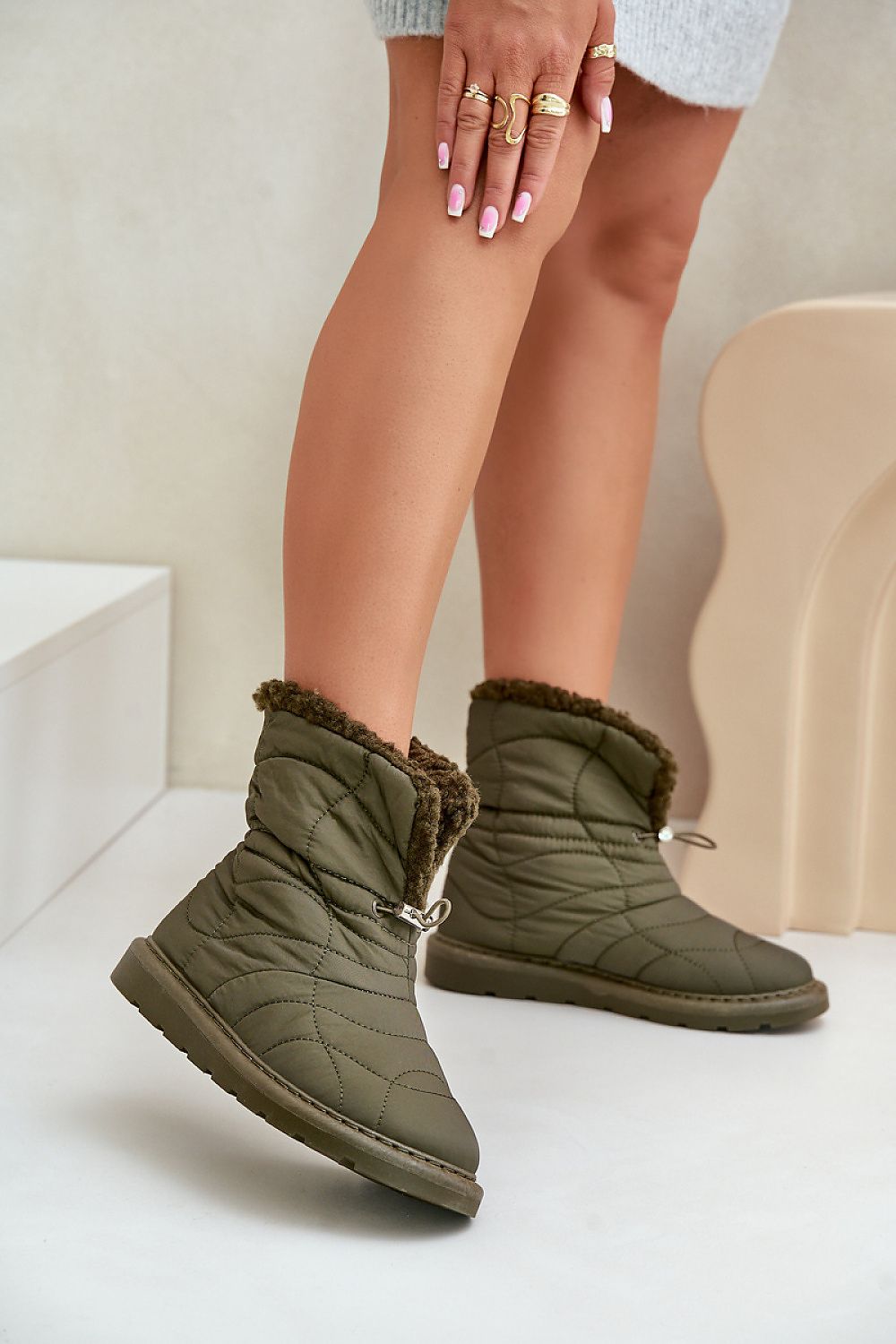 Snow boots model 203570 Step in style 