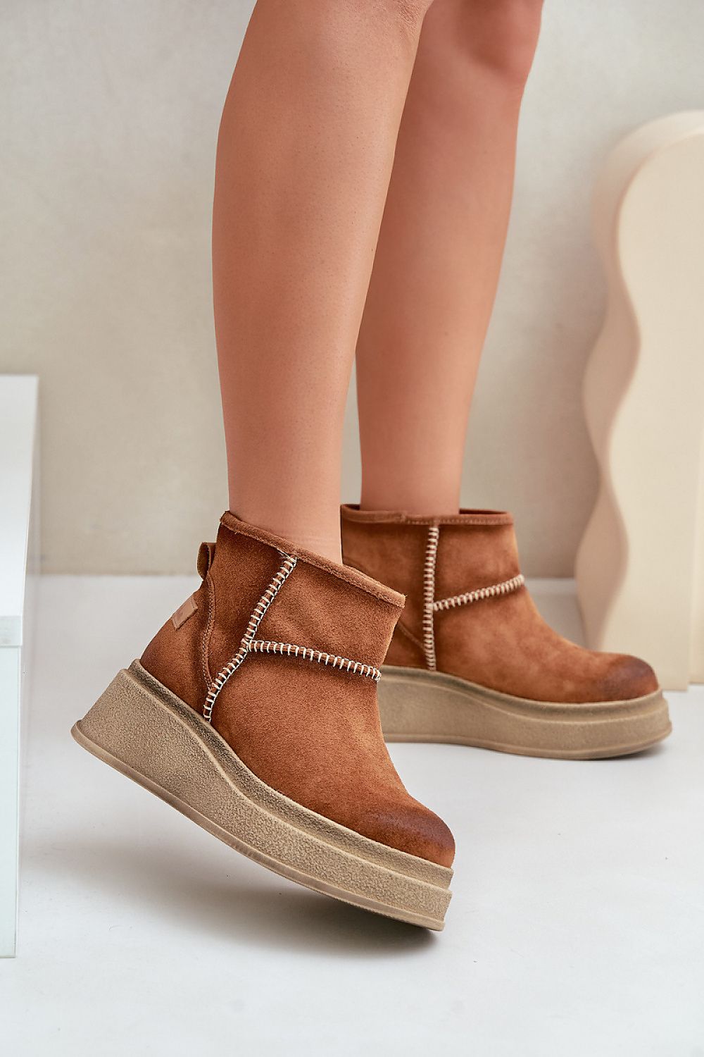  Snow boots model 203580 Step in style 
