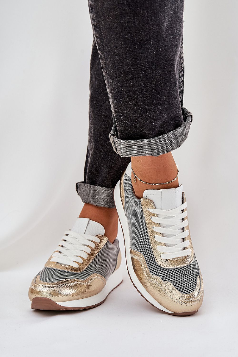  Sport Shoes model 209060 Step in style 