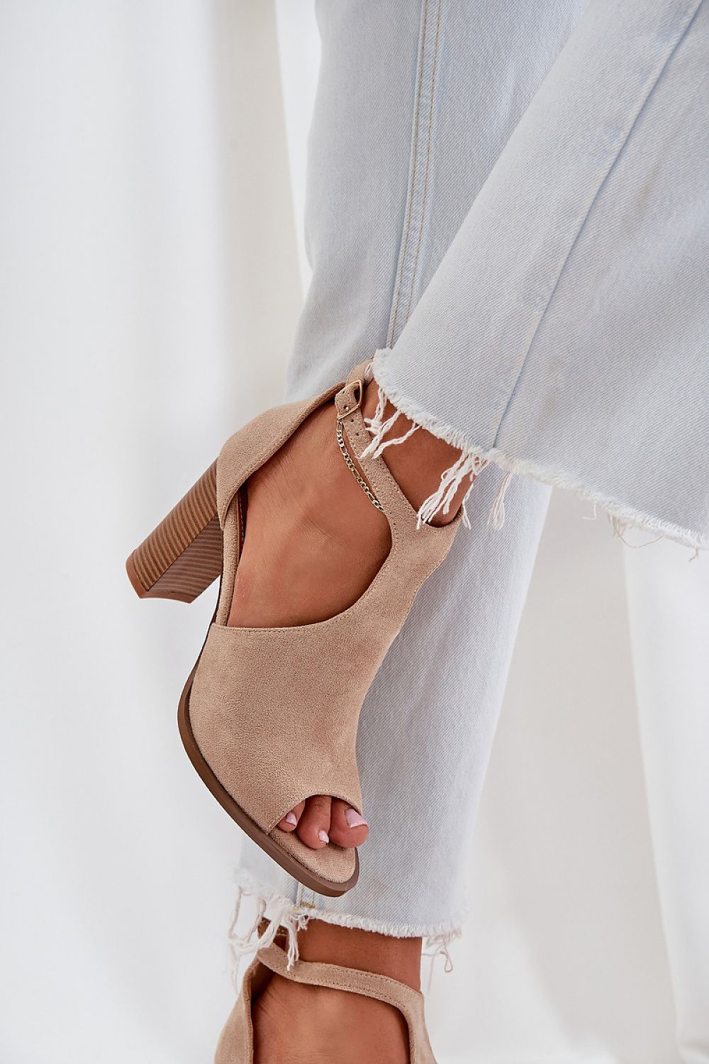  Heel sandals model 210154 Step in style 