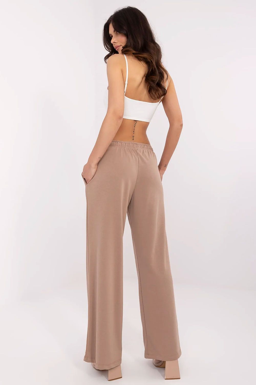  Tracksuit trousers model 210621 Relevance 