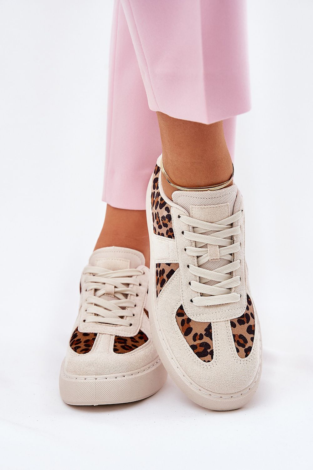  Sport Shoes model 211001 Step in style 
