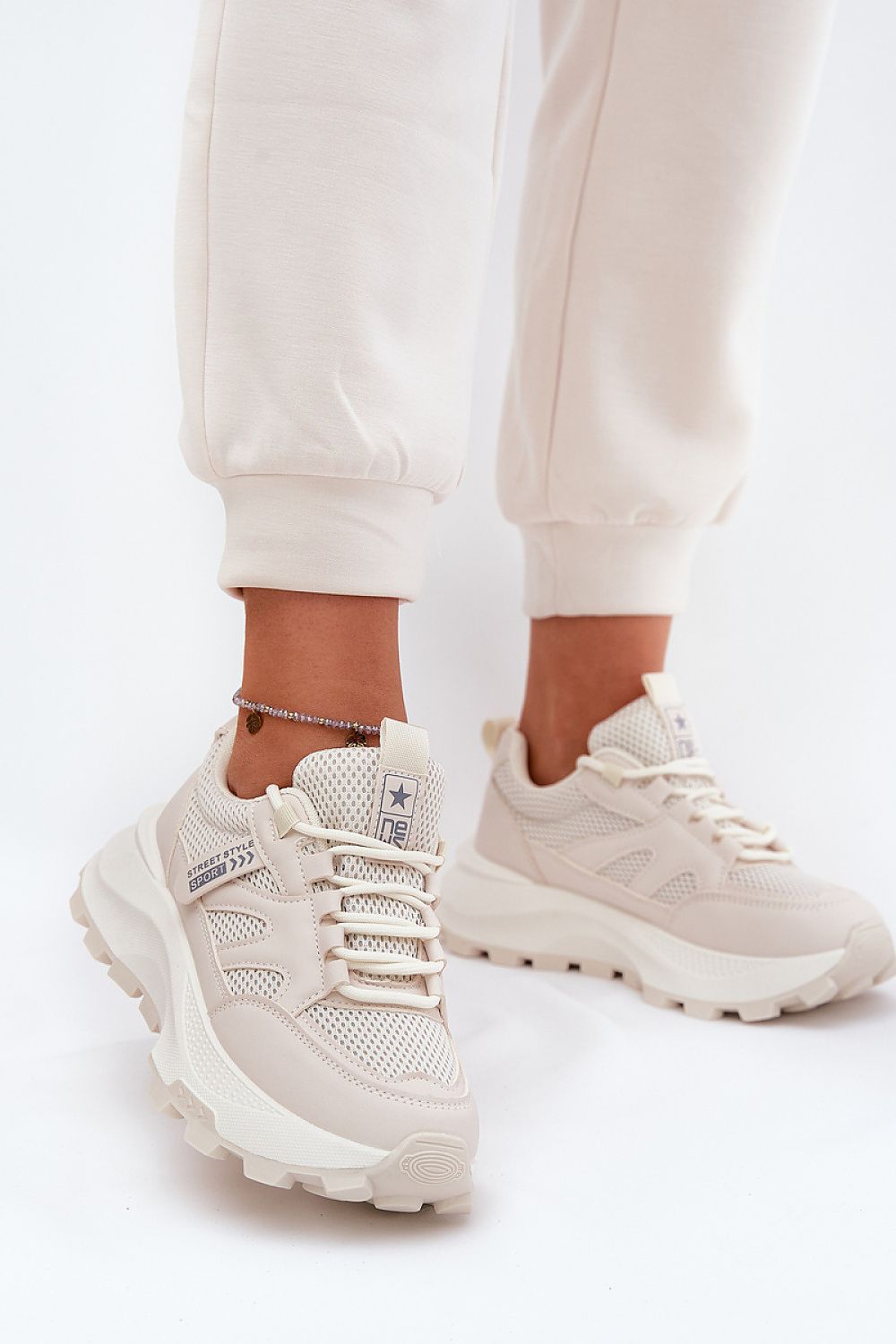  Sport Shoes model 211335 Step in style 