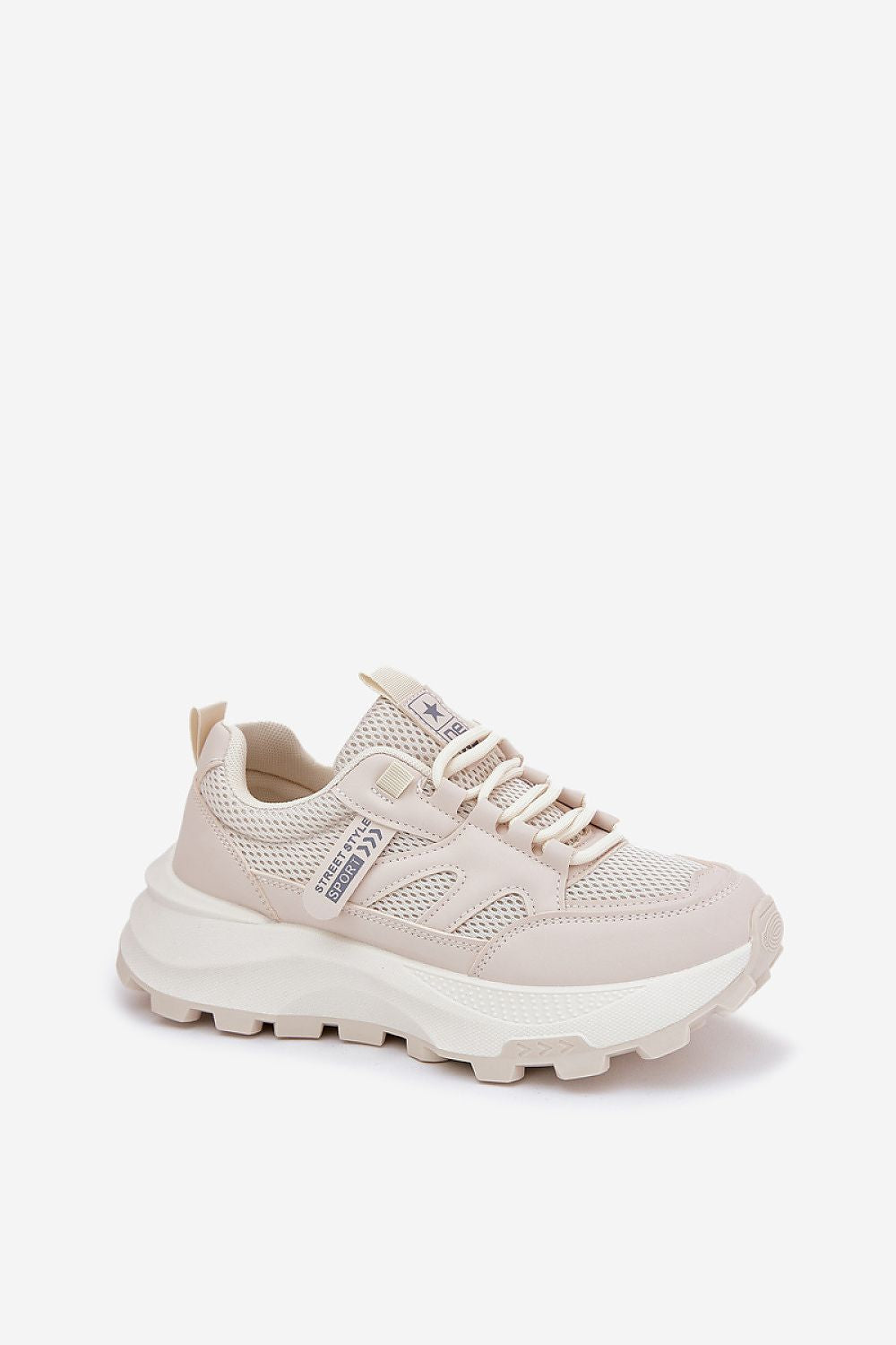  Sport Shoes model 211335 Step in style 