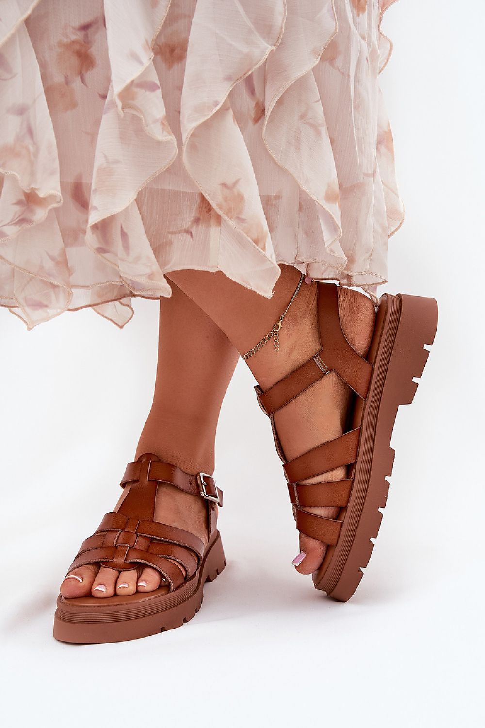 Sandals model 211951 Step in style 