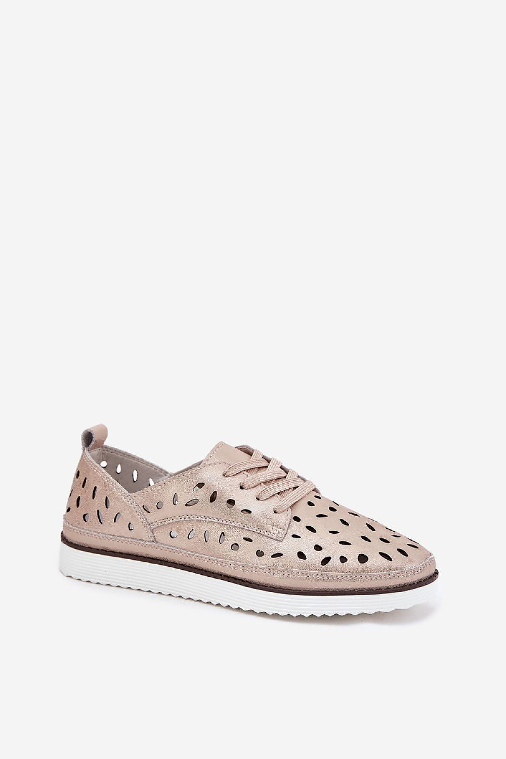  Low Shoes model 212718 Step in style 