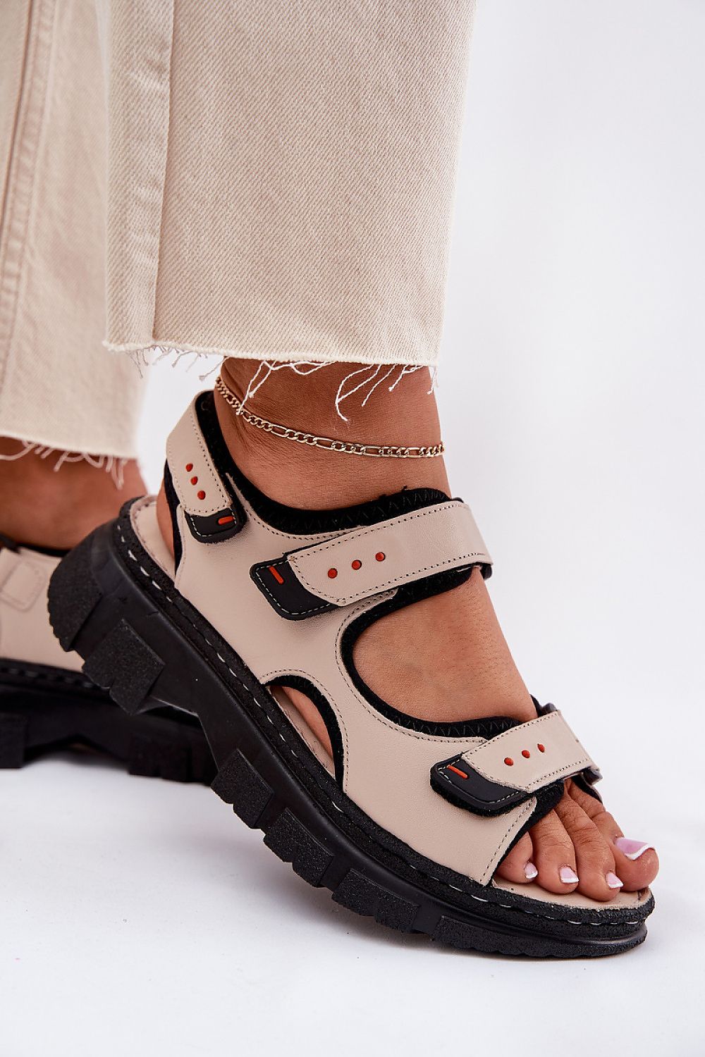  Sandals model 212911 Step in style 