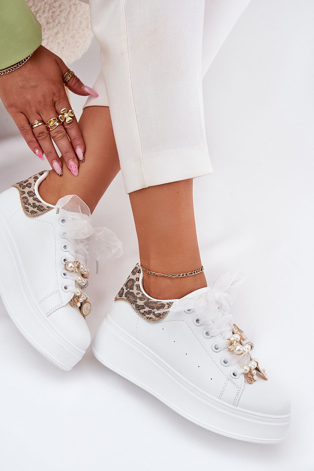  Sport Shoes model 214077 Step in style 
