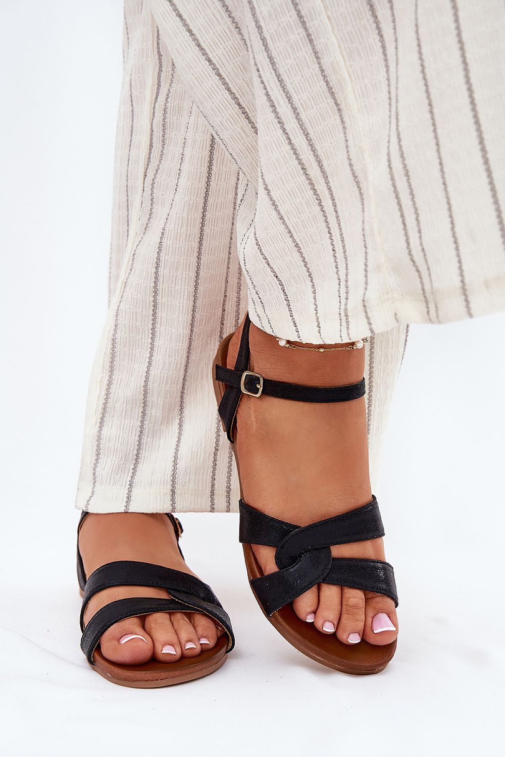  Sandals model 215351 Step in style 