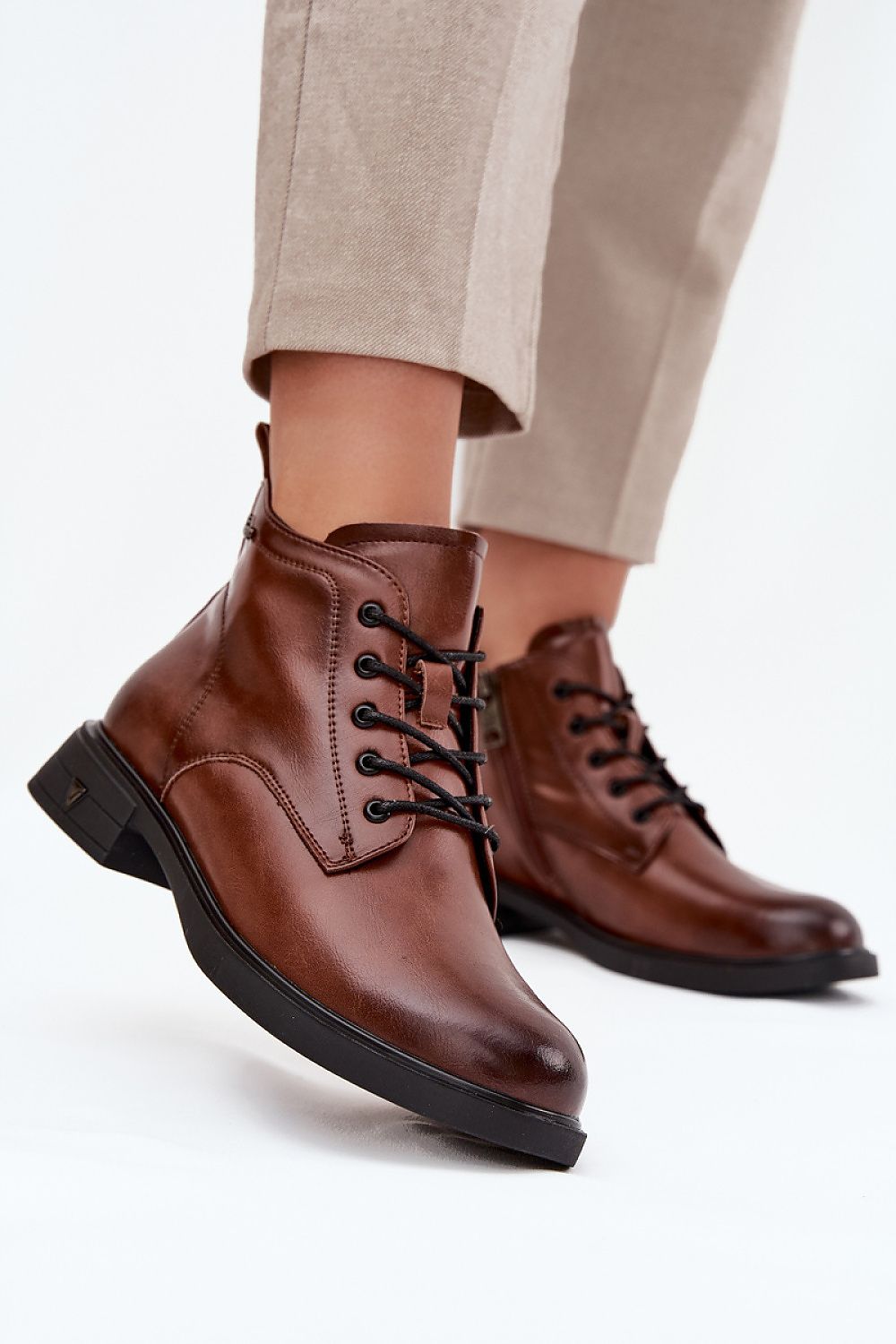  Boots model 216961 Step in style 