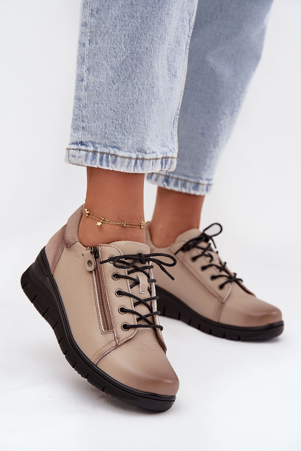  Half shoes model 216984 Step in style 
