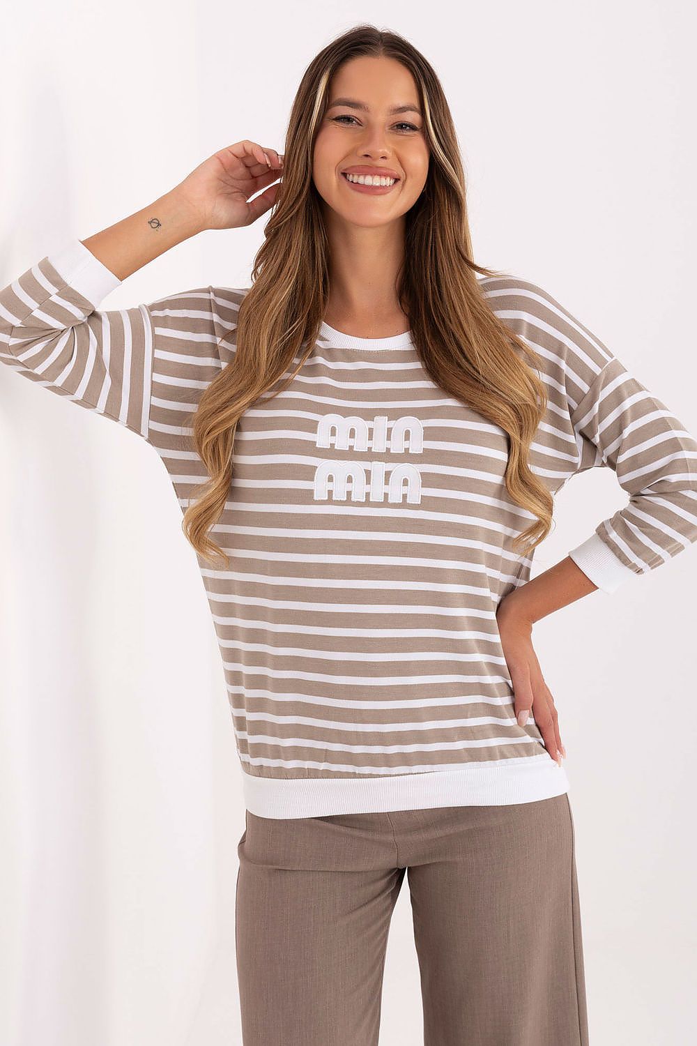  Blouse model 217308 Relevance 