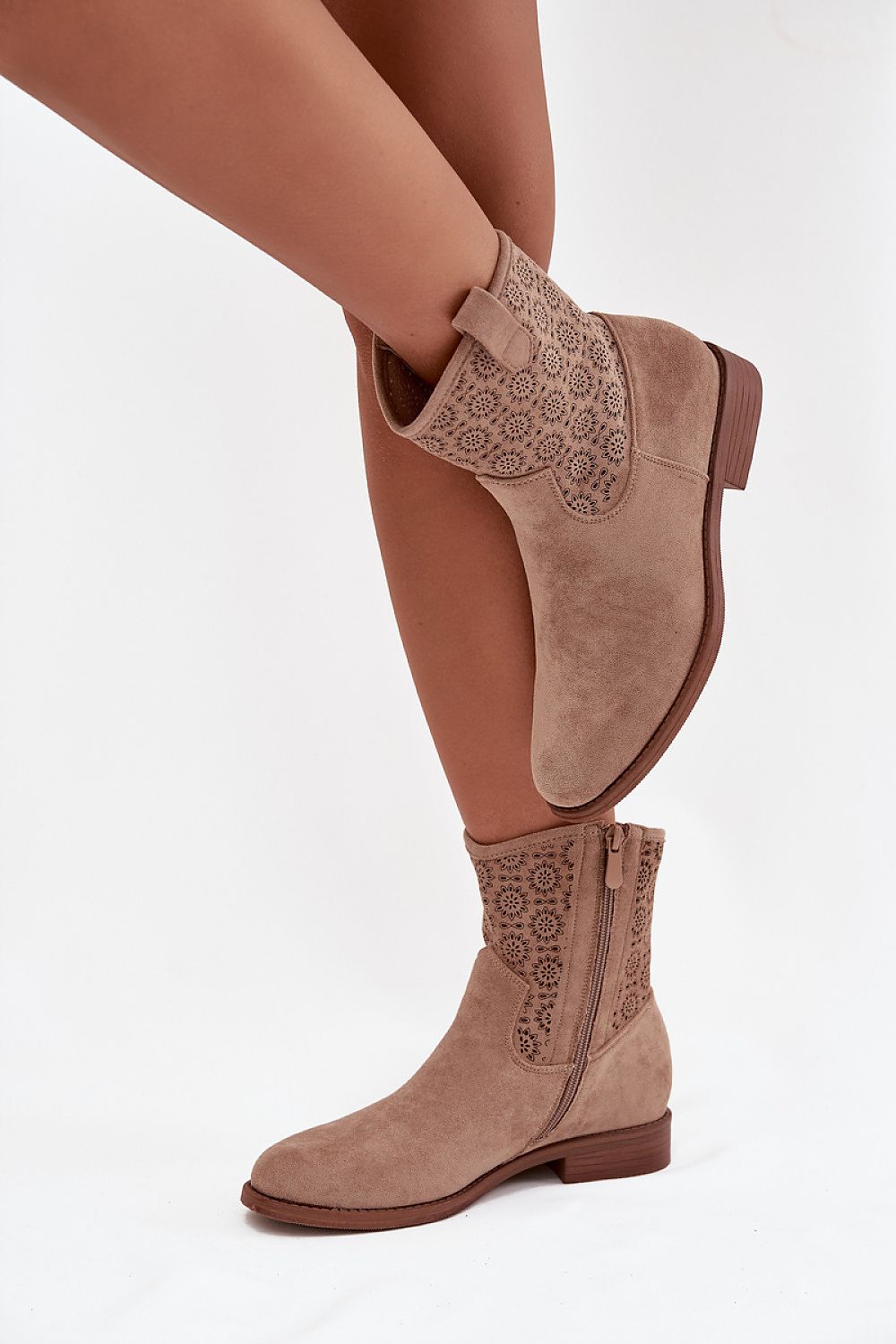  Boots model 219122 Step in style 