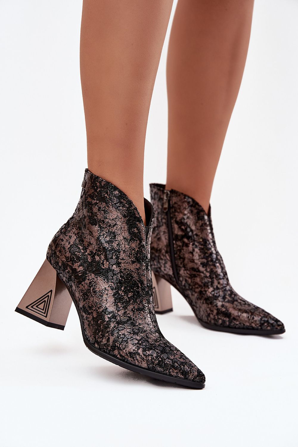  Heel boots model 219246 Step in style 