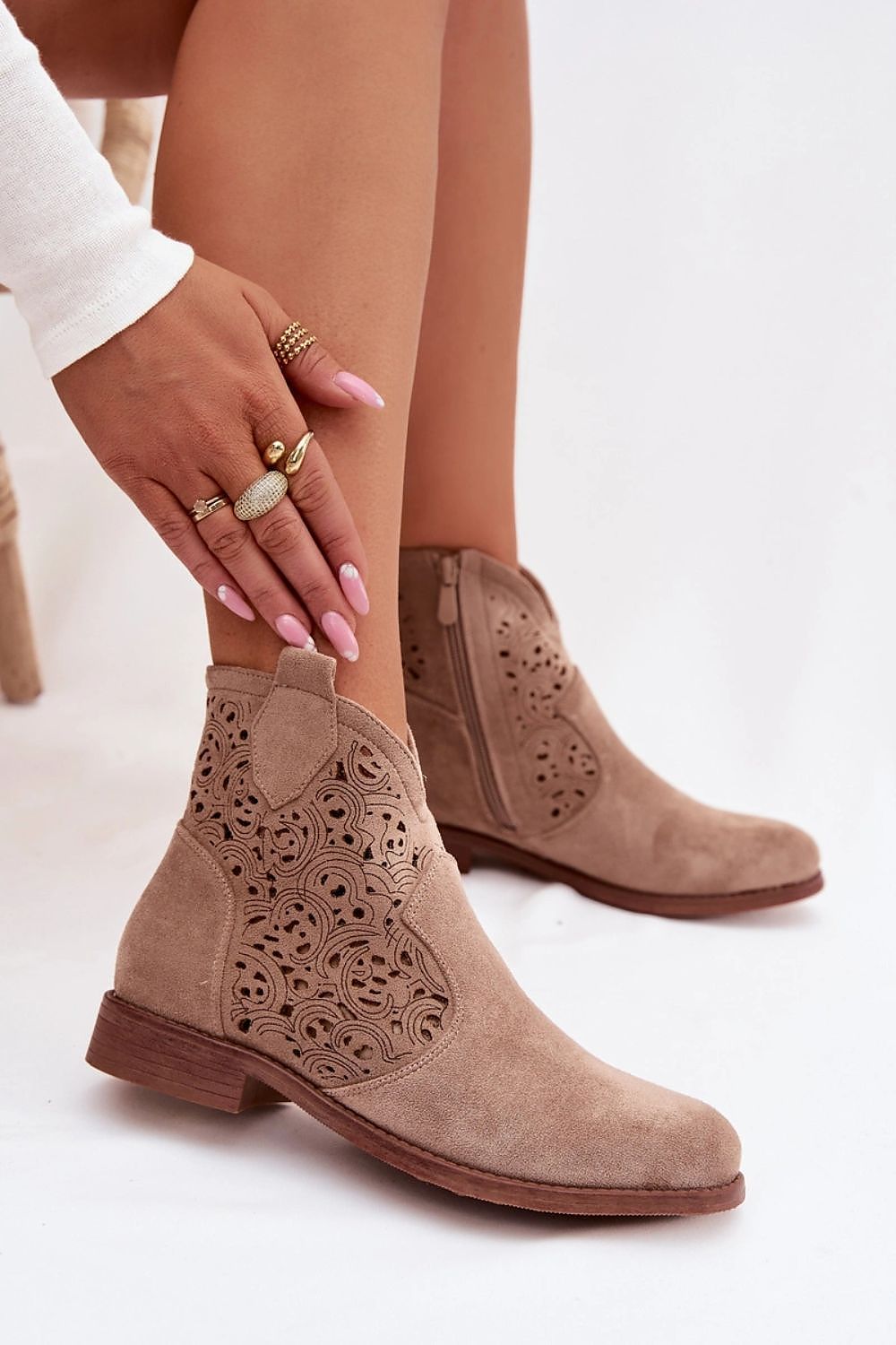  Boots model 224433 Step in style 
