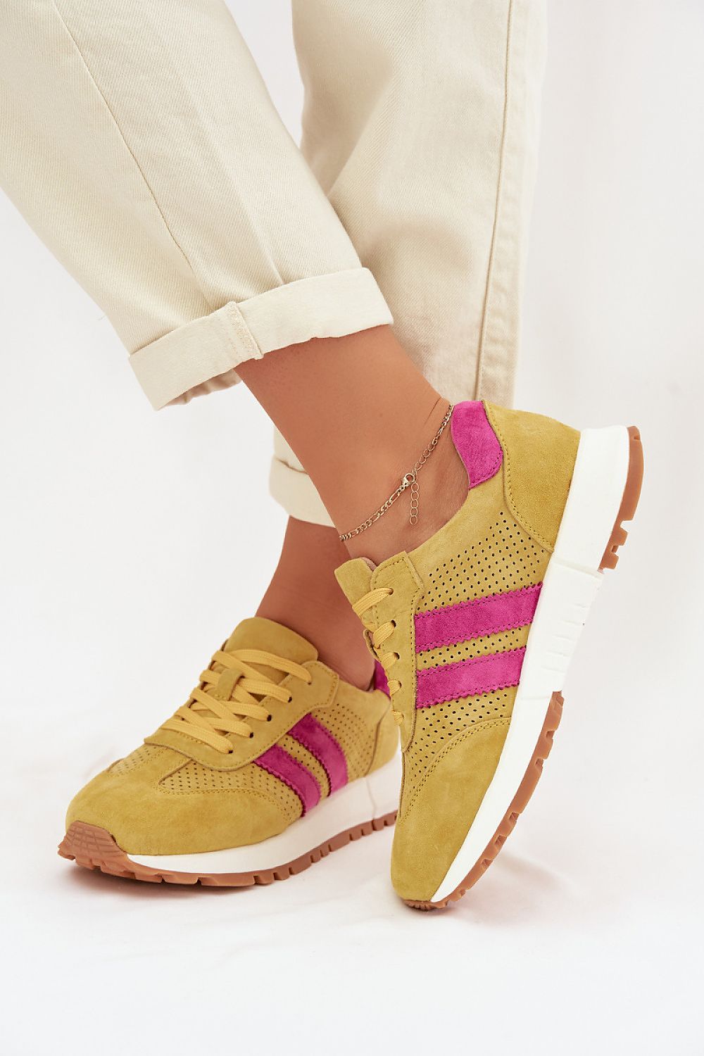  Sport Shoes model 224927 Step in style 